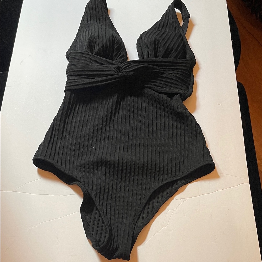 Black Ribbed One Piece Swimsuit - Picture 6 of 8